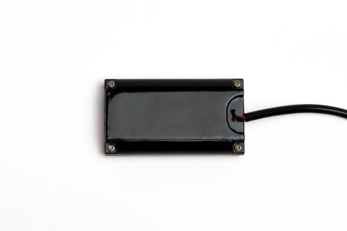 Feszültségmérő (voltmérő) többféle kijelző színnel